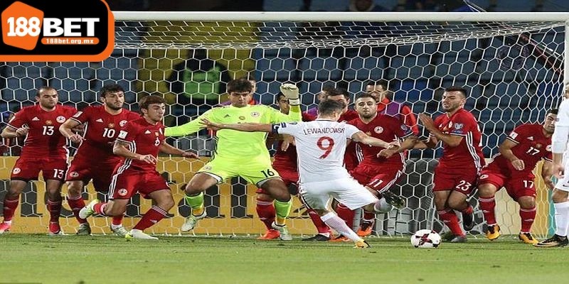 Bàn thắng sẽ được công nhận nếu như bóng đi thẳng vào khung thành